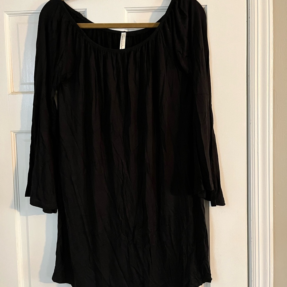 Chic Women's Black Blouse
